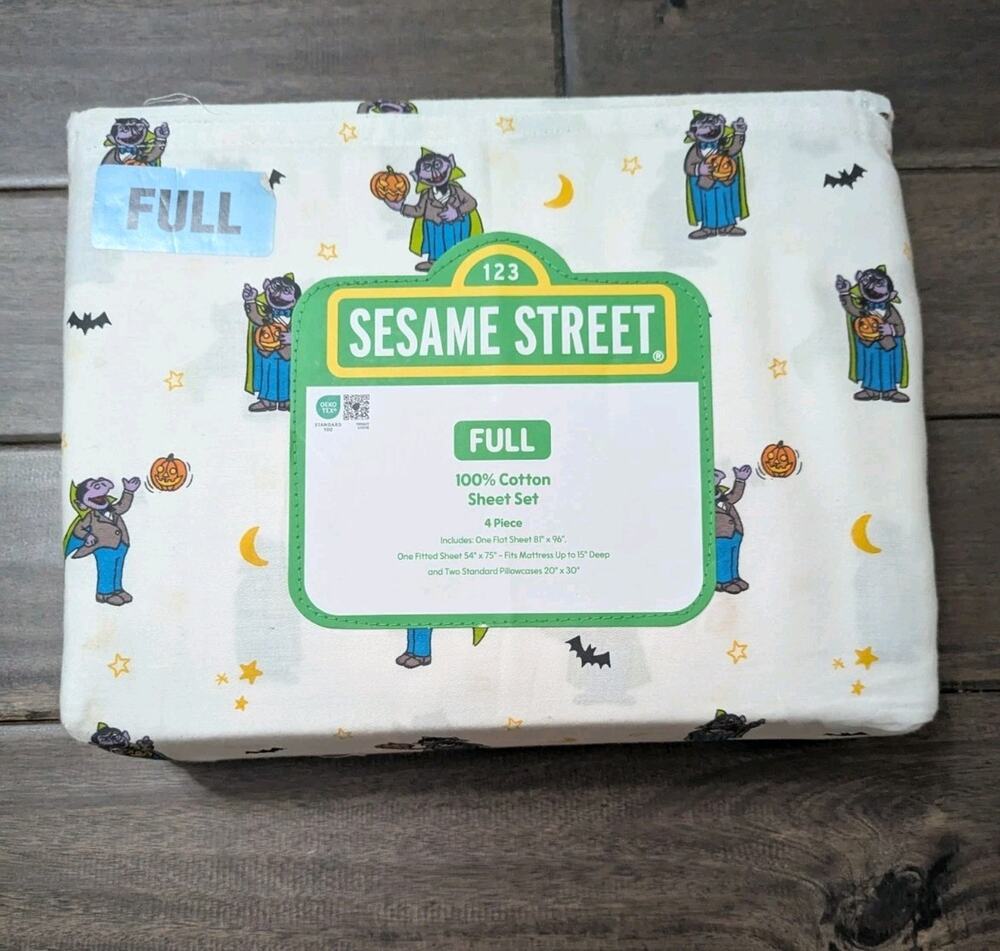 New Sesame Street Full 4-Piece Cotton Sheet Set Halloween Dracula Novelty Print